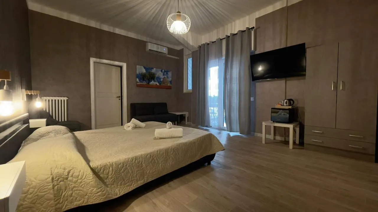 Cconforthotels R&B Gary House Bari Italy