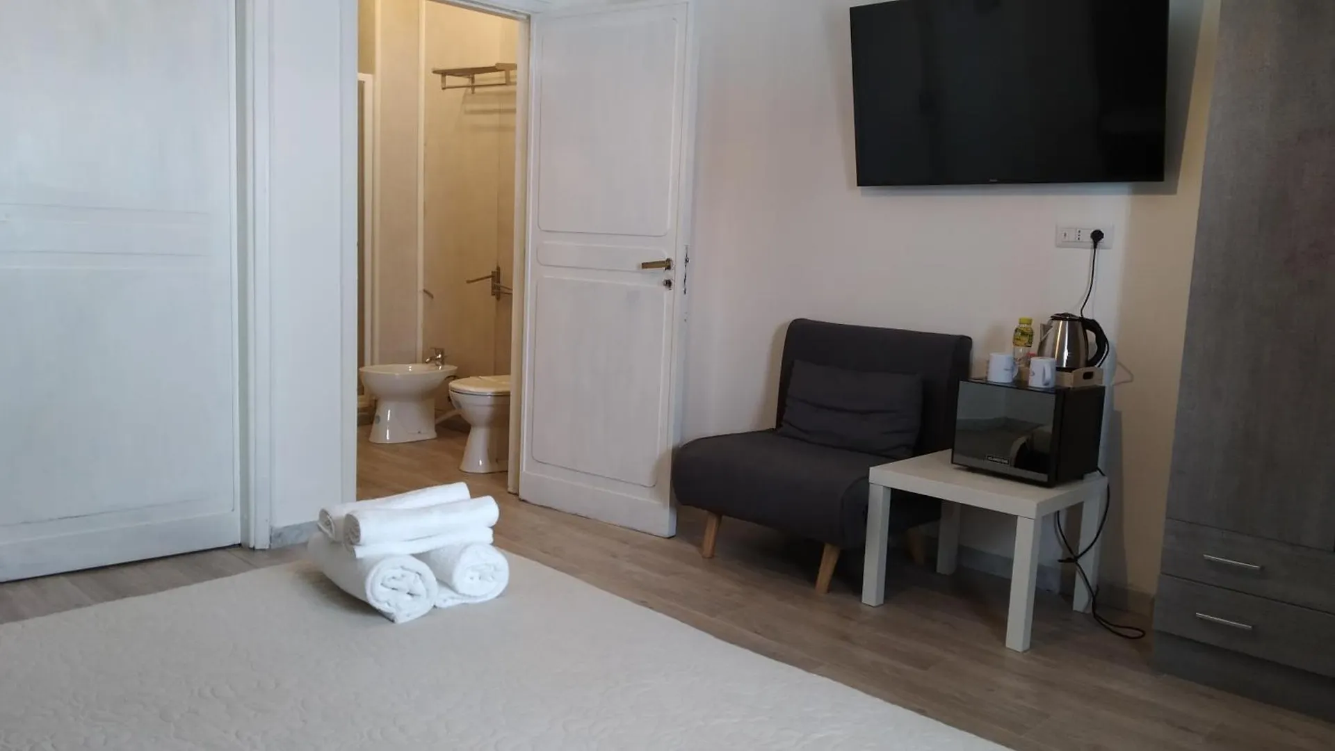 Guest house Cconforthotels R&B Gary House Bari
